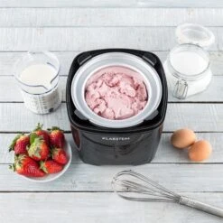 Creamberry Eiscremebereiter Flaschenkühler Frozen Yogurt Maschine 1,5l 9 Creamberry Eiscremebereiter Flaschenkühler Frozen Yogurt Maschine 1,5l -Klarstein 10028924 yy 0005 ambient Klarstein Creamberry Eisbereiter reedit