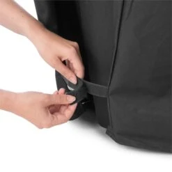 Tomahawk 3.1 S Wetterschutzhaube 300D Canvas 30/70% PE/PVC Schwarz -Klarstein 10033569 yy 0004 detail Klarstein Tomahawk S Wetterschutzhaube schwarz